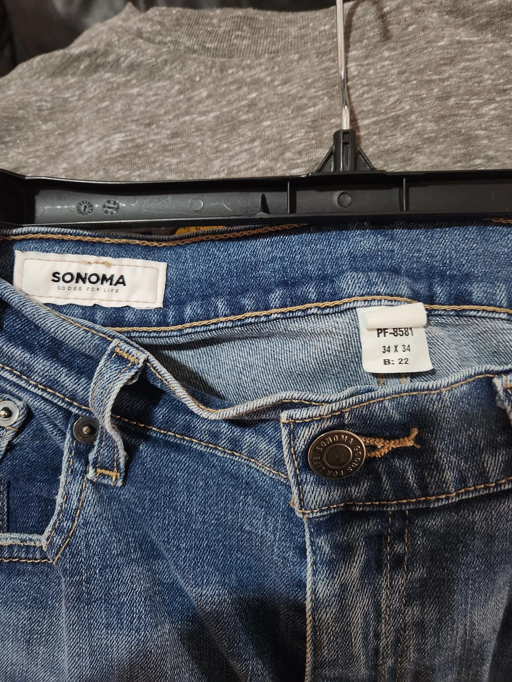 Sonoma Men's Relaxed Fit Blue Denim Jeans